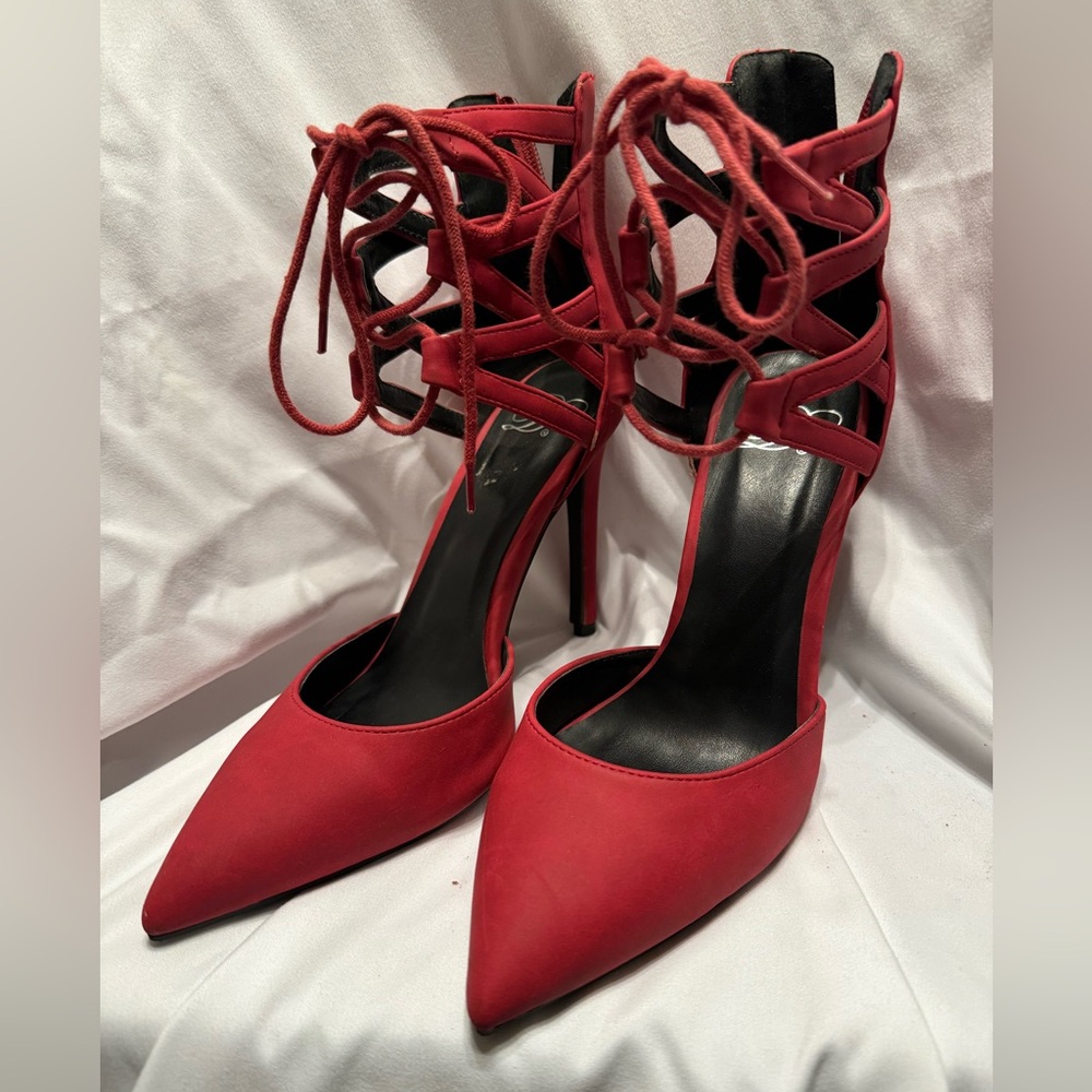 RED 4” ankle tied stilettos !!! Size 7 - Picture 8 of 10
